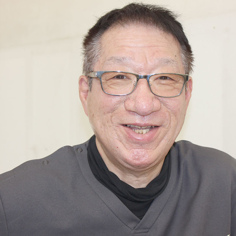鈴田院長 写真